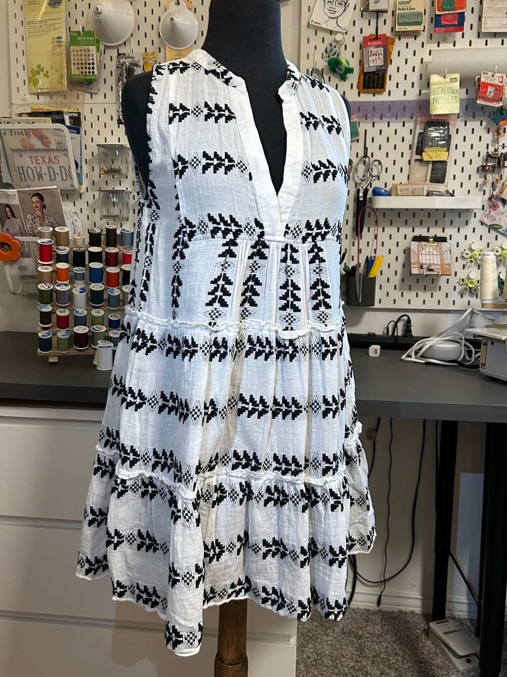 Elan Black and White Tiered Mini Dress with pockets